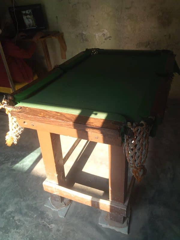 Mini Snooker Table 4x2.5 Feet 3