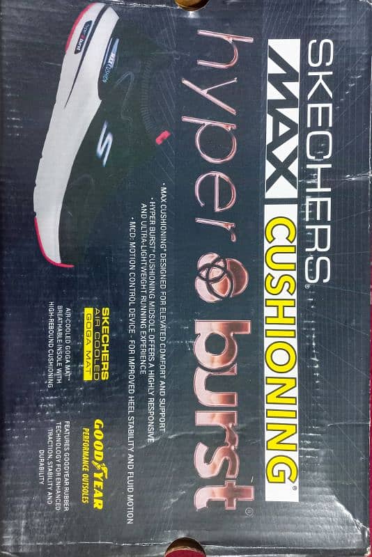 Sketchers Max Cushioning Hyper Burst (Dark Grey) (Eur:41 UK:7 US:8) 5