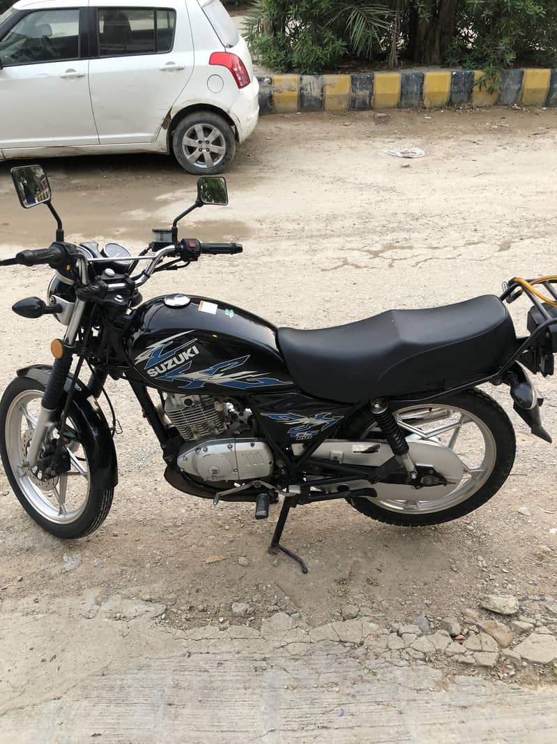 Suzuki GS 150 SE 2021 1