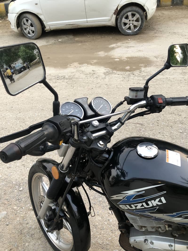 Suzuki GS 150 SE 2021 13