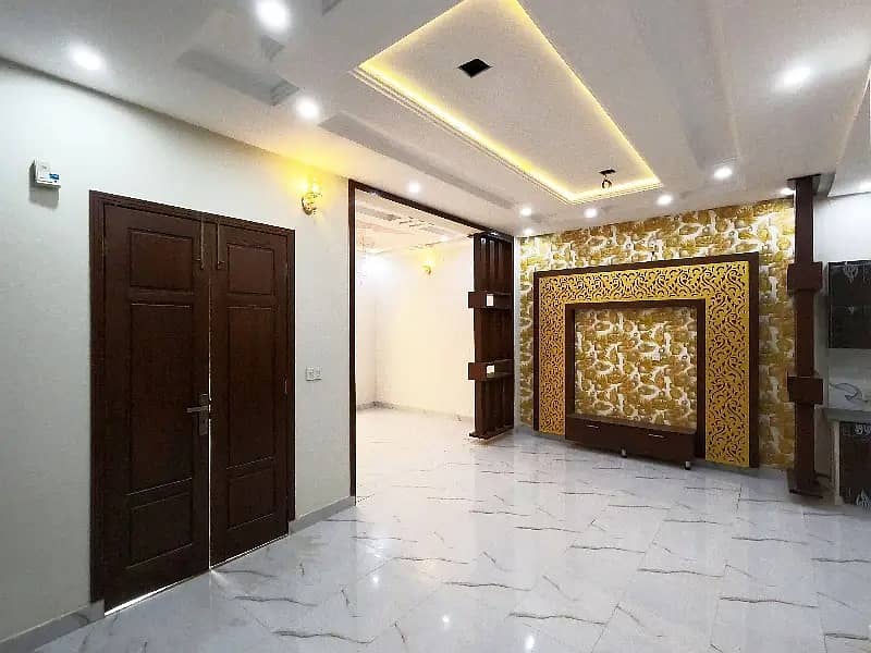 5 Marla Slightly Used & Well Maintained House for Sale in Bahria Town CC Block 37