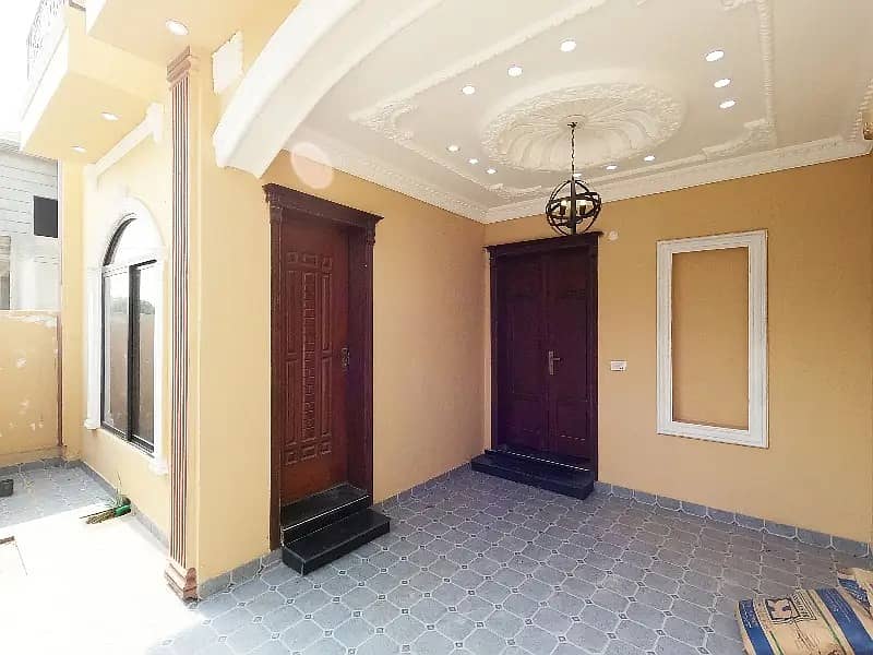 5 Marla Slightly Used & Well Maintained House for Sale in Bahria Town CC Block 41