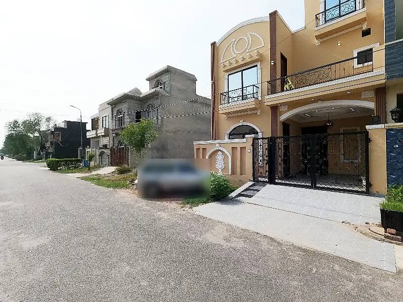 5 Marla Slightly Used & Well Maintained House for Sale in Bahria Town CC Block 43