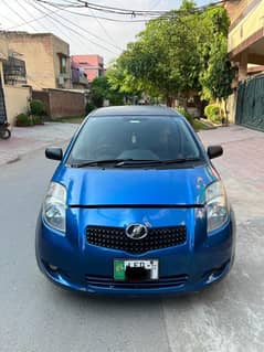 Toyota Vitz 2012