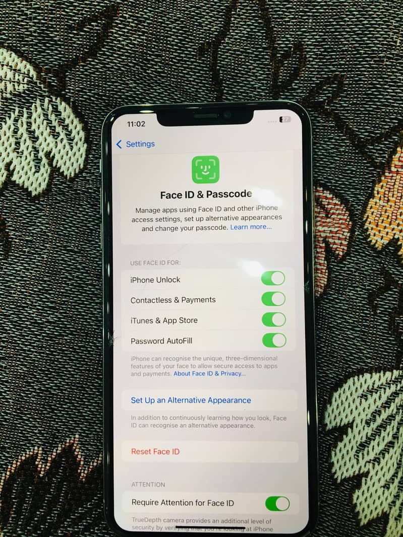 I phone xs max . 64gb open box 9