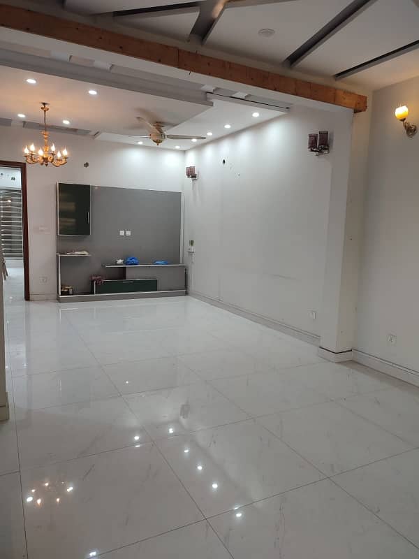 10 Marla living house for rent bahria orchard southern block 18