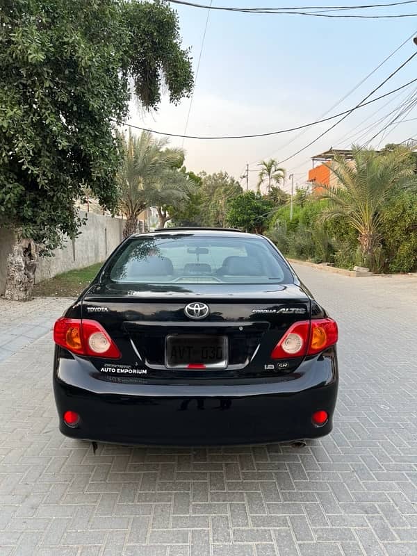 Toyota Corolla Altis 1.8 SR 2011 Mint Condition 1