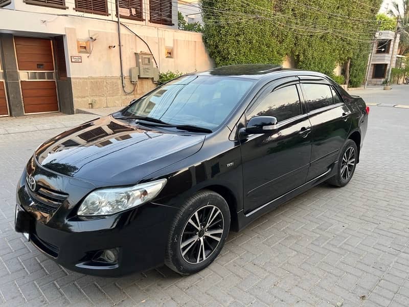 Toyota Corolla Altis 1.8 SR 2011 Mint Condition 2