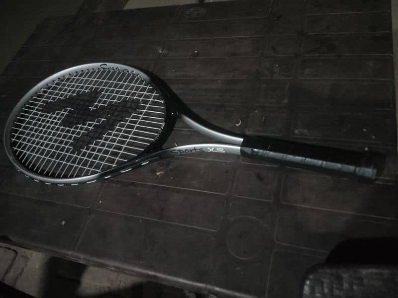 tennis emported racket professionaly playing racket 5