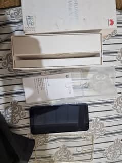 huawei mate 10 lite with just box and orignal cover 0