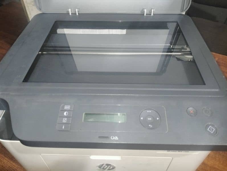 HP Laserjet 135a 2