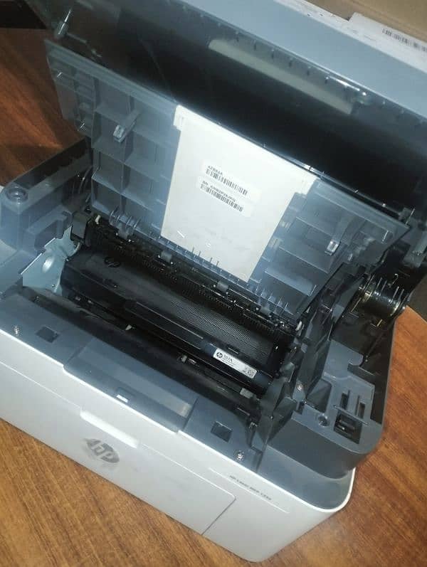 HP Laserjet 135a 3