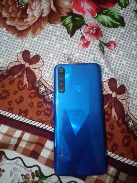 Realme 5s 4/128 for sale 5