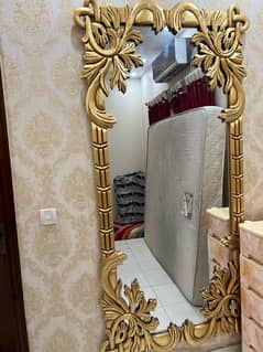 long mirror