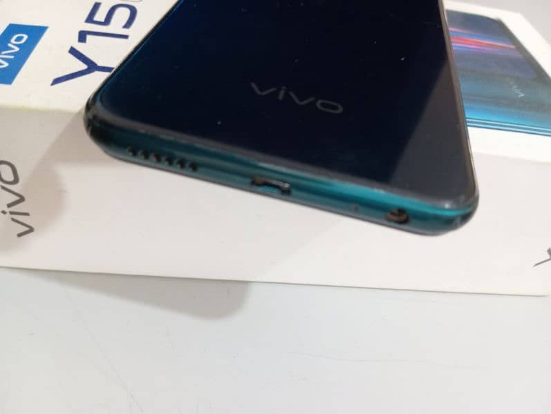 VIVO Y15 5