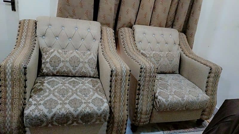 7 SEATER SOFA SET FOR SALE (DISCOUNT AVAILABLE) 2