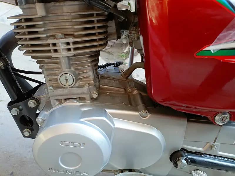 Honda CG 125 2023 4