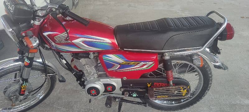 honda 125 . . . . 1