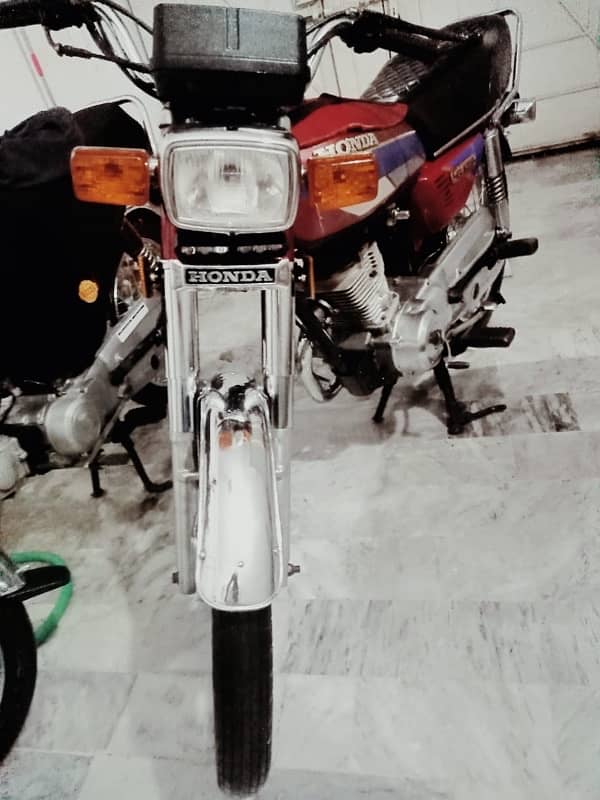 Honda CG125 1