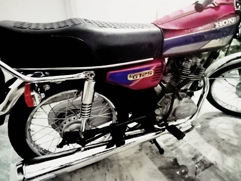 Honda CG125 4