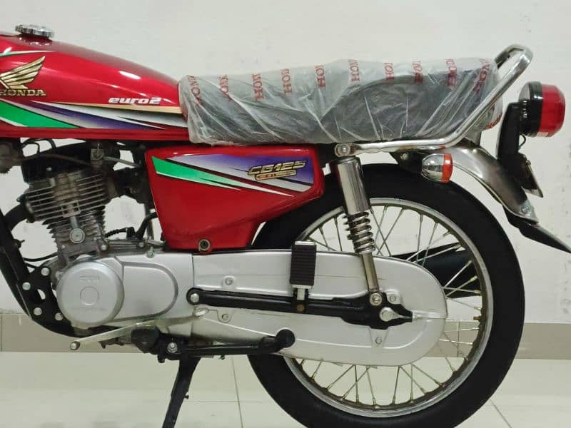 HONDA CG-125 MODEL 2013 1