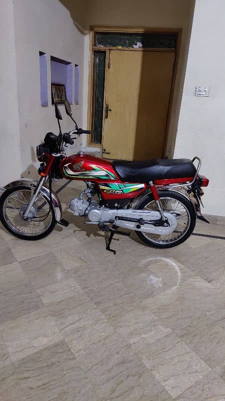 Honda 70 2o22 Mint condition o3oo 94 88 7ll 0