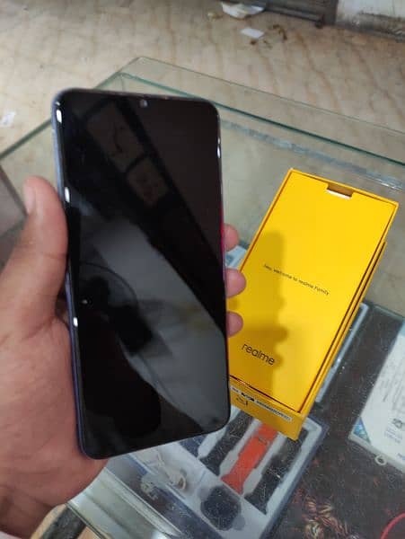 Realme c25 s 3