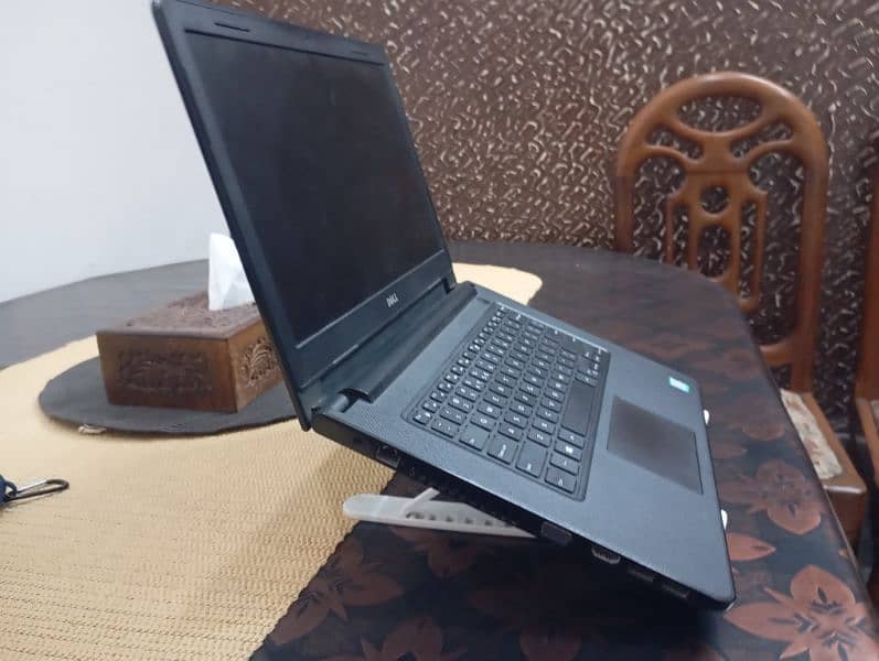 Dell corei7 7th generation 465gb hard and 128gb ssd 2