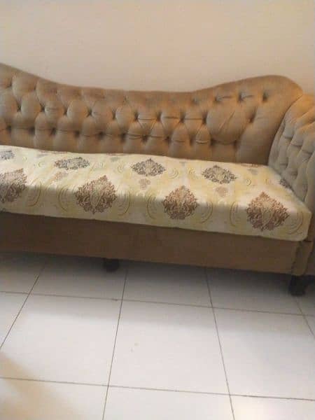 5 seater sofa set available for sale 0