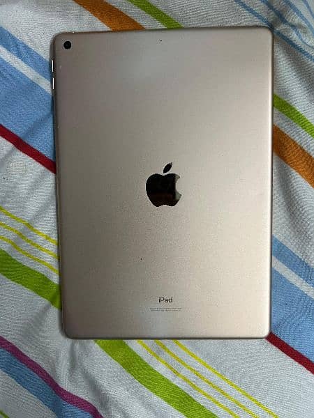 Ipad 8 Gen urgent sale 2