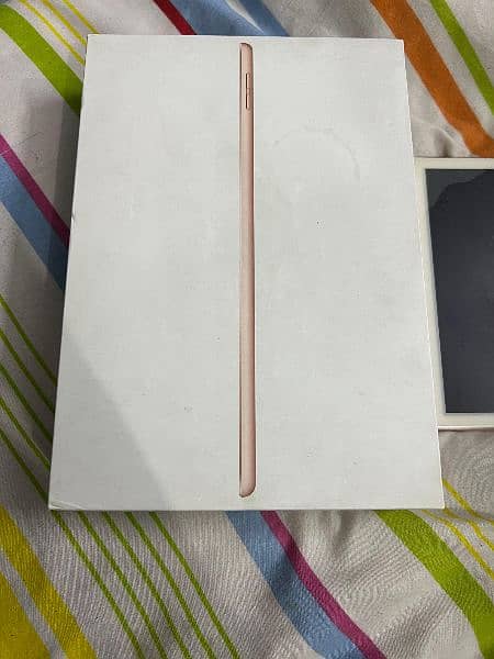 Ipad 8 Gen urgent sale 4