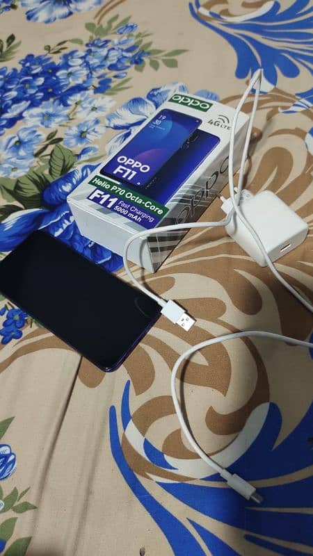 OPPO F11 3