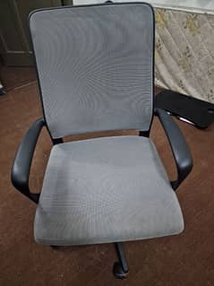 ergonomic/ office chair in good condition