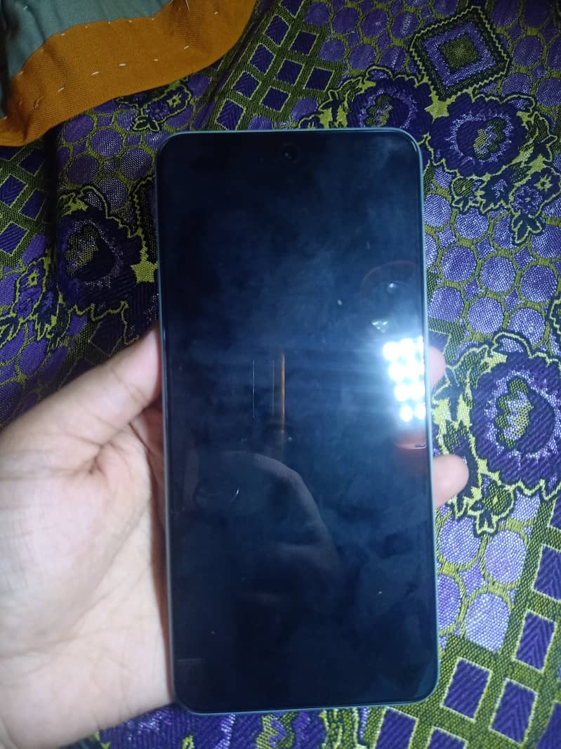 Realme 12 plus 5g 8/256 female ne use kiya 4