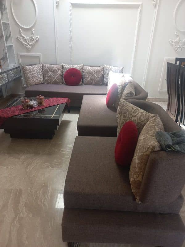 6 seater jute fabric's sofa set good condition 0