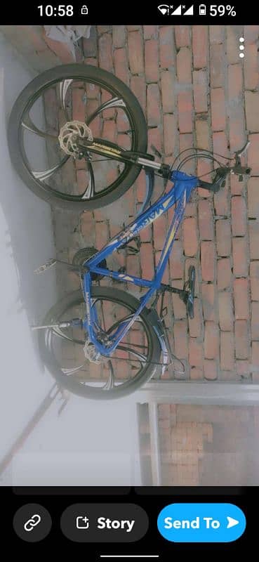 High-Quality Blue Mountain Bicycle for Sale – Excellent Condition 2