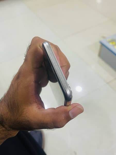 iPhone X 64Gb pta approved 4