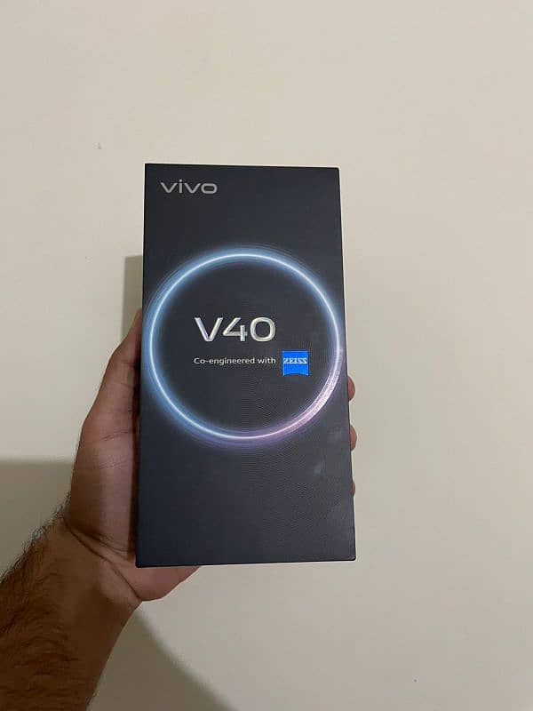 vivo v40  12/256 7