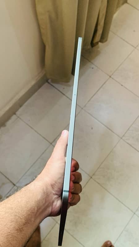 iPad Pro 3rd Generation 12.9 cellular 4