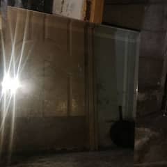 mirror good condition 3 lanth 2.30 churaye 0