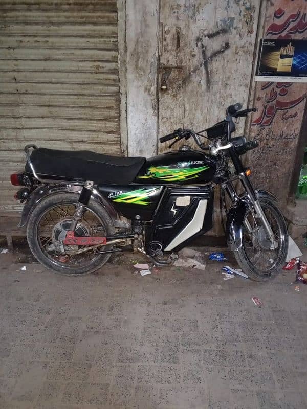 JOLTA ELECTRIC BIKE JE70D 10/10 CONDITION 5