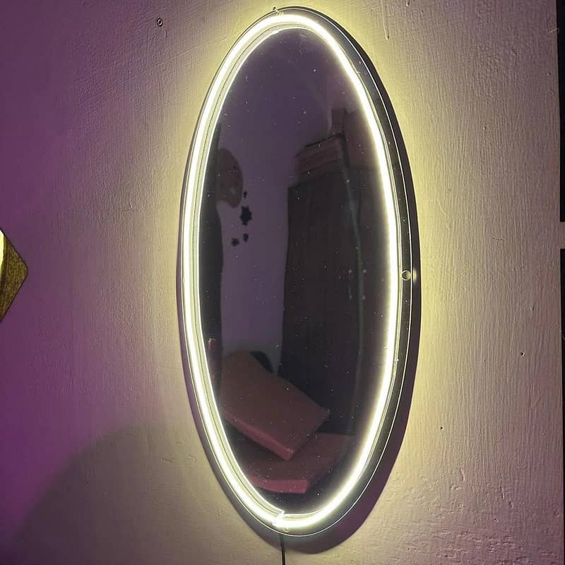 Neon Selfie Acrylic mirror 1