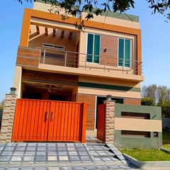 5-Marla Brand New House On Beautiful Location Available For Sale LDA Approved Society Near To 1 Km Ring Road SL-3