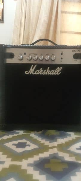 Marshall Guitar Amplifier MG15CF Best Condition contact +447438355958 3