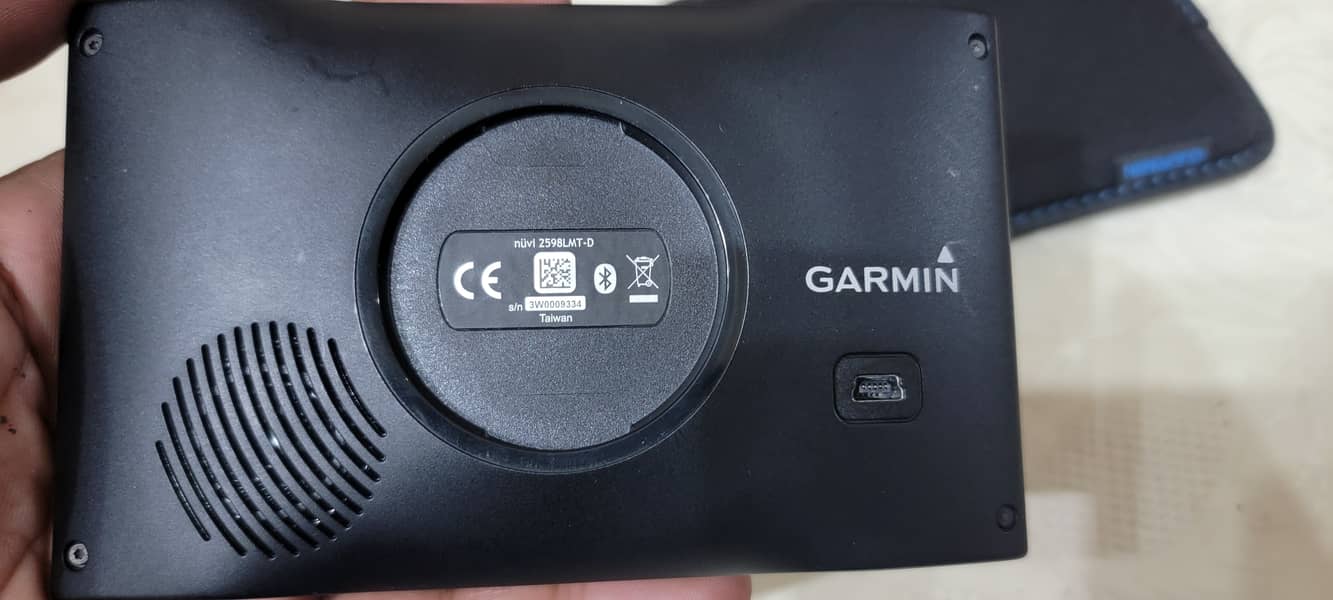 Garmin nüvi® 2598LMT Navigation with Pakistan Map 1