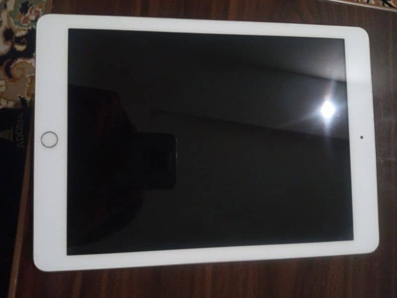 ipad 6th gen 128gb 0