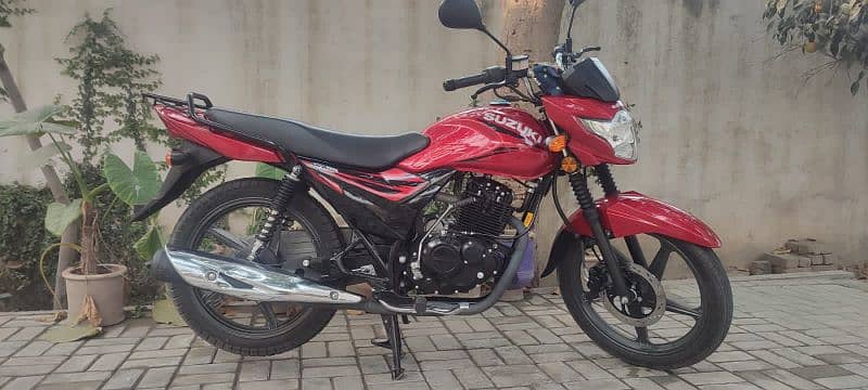 SUZUKI GR-150 1