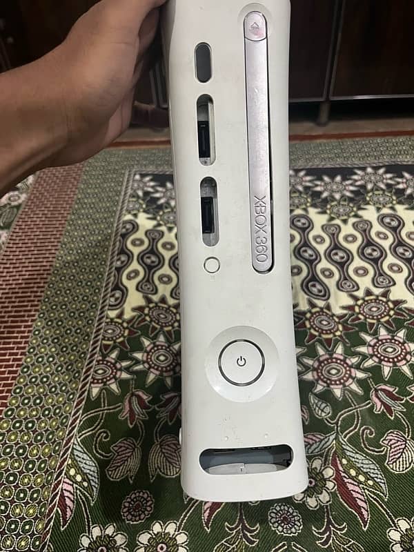 xbox 360 with 99 games 2