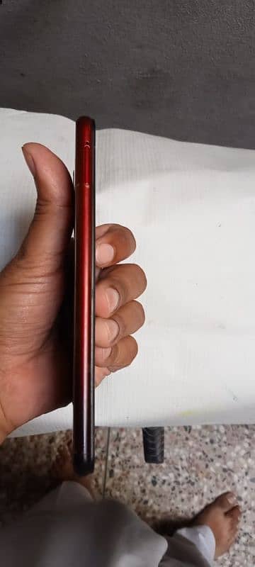 Vivo Y11 3/32 Red Colour Box Charger Condition 10/10 PTA Approved 3