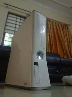 Xbox 360 extra slim 500 GB bonus edition jailbreak